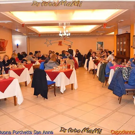 La Buona Forchetta - S. Anna 3*