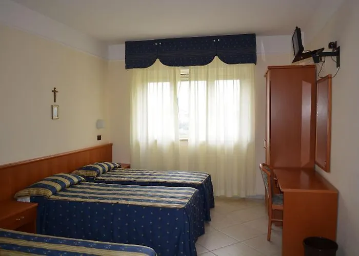 La Buona Forchetta - S. Anna فندق سان جيوفاني روتوندو