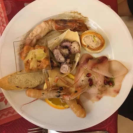 Hotel La Buona Forchetta - S. Anna 3*